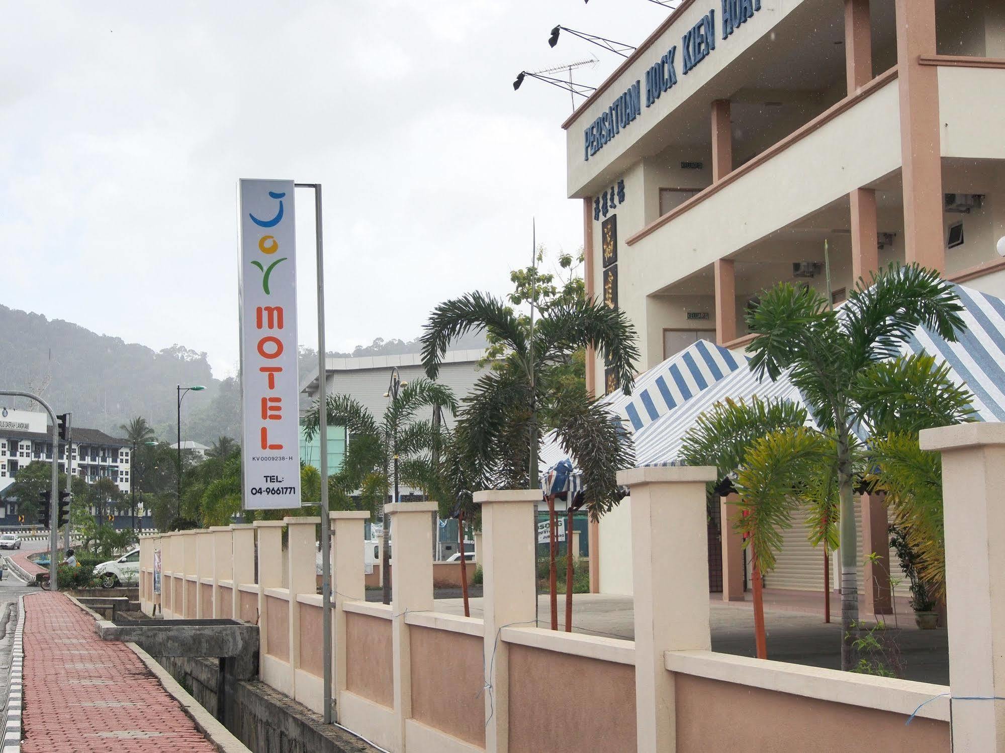 Joy Motel Kuah Exterior photo