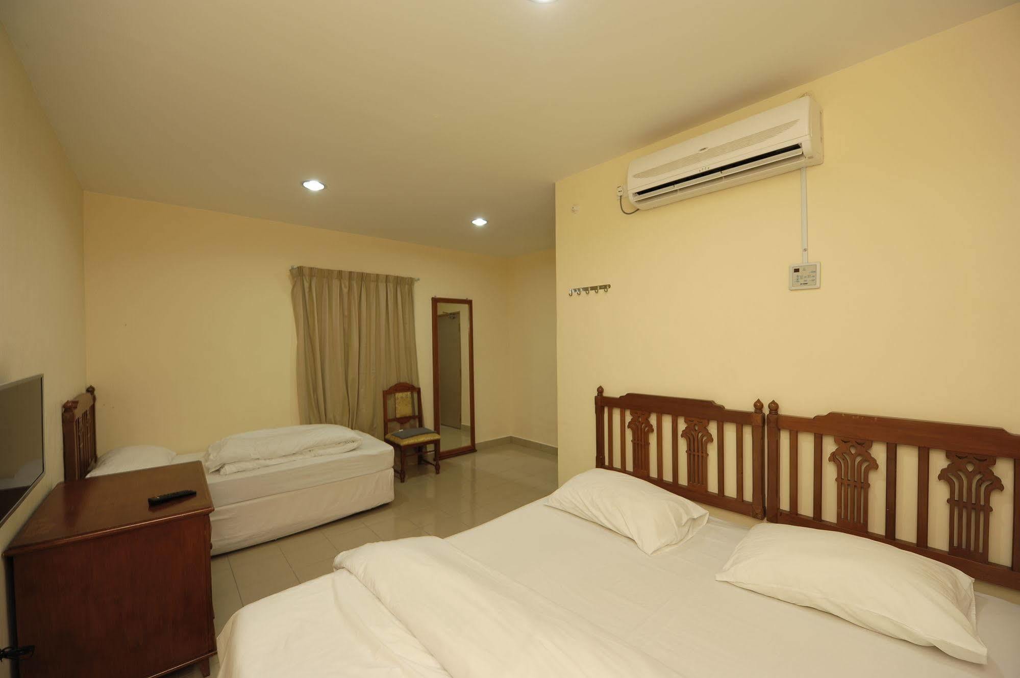 Joy Motel Kuah Exterior photo
